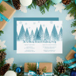 Elegant Winter Träd Anpassningsbar Blå jul Party Inbjudningar<br><div class="desc">En elegant träd och snöflingor över ditt personlig God jul-skript och ditt familjs efternamn i söt blå nedanför den snö fyllda skogen. Modern inbjudan till julfest i familjen med anpassningsbarnas skript.</div>