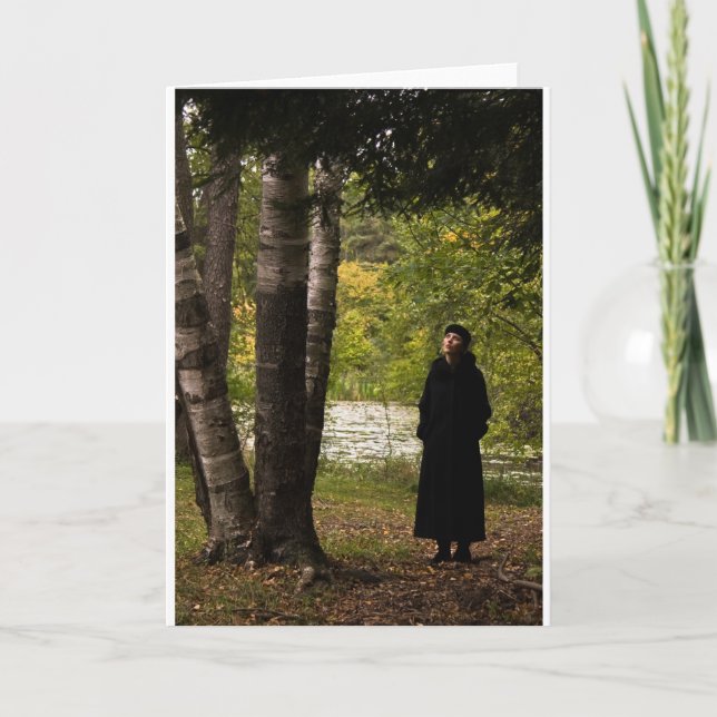 "Elegant Woman Under Träd" hälsningskort Kort (Framsida)