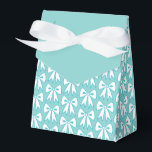 Eleganta akvamarinfärgade presentaskar med band<br><div class="desc">Designen är från originalkonst.</div>