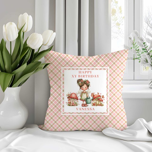Eleganta Ängsblommor Rosa Blommor Födelsedags Kudd Kudde (Graceful Fairy Blush Pink Flowers Birthday Pillow)