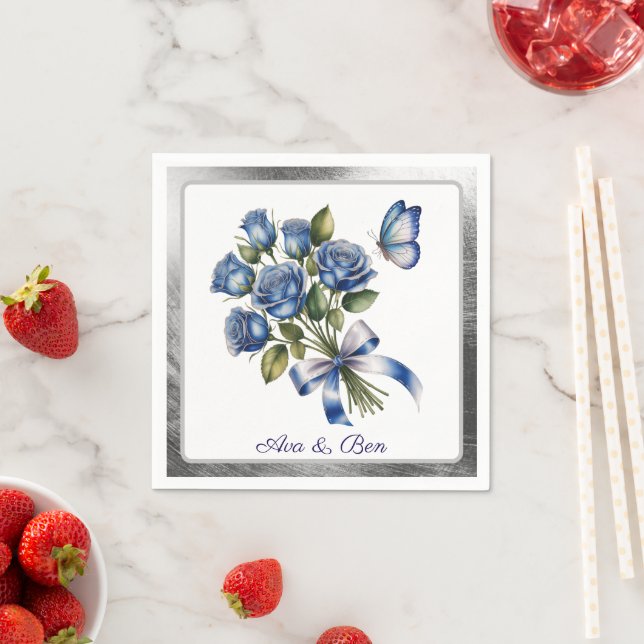 Eleganta blå rosor och fjäril silver bröllop pappersservett (Insitu)