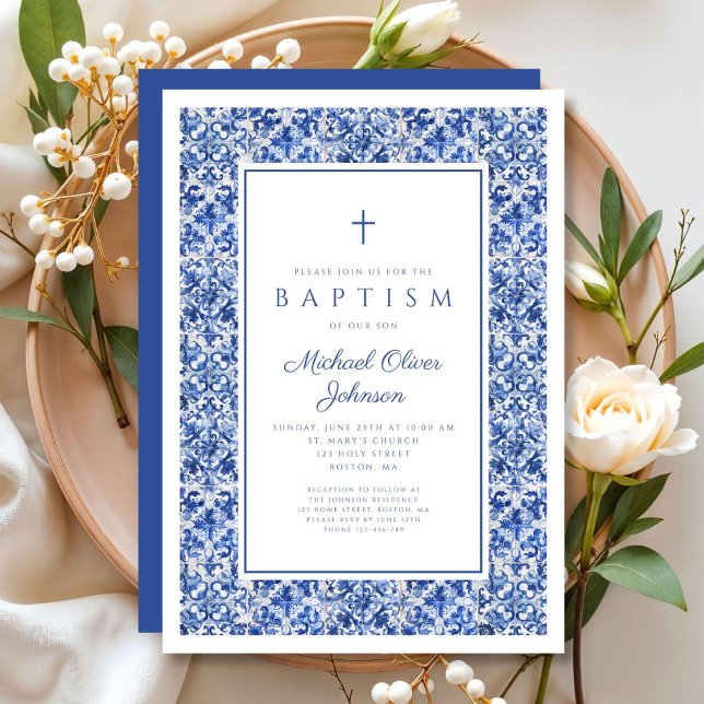 Eleganta blåa kakel religiöst kors pojke dop inbjudningar (Elegant Blue Tiles Religious Cross Boy Baptism Invitation)