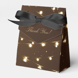 Eleganta bruna och gyllene strängljus bröllop presentaskar