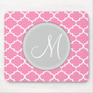 Eleganta Bubblegum rosa Quatrefoil med monogramen Musmatta