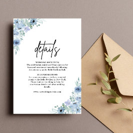 Eleganta dammiga blå blommiga bröllopsdetaljer tilläggskort