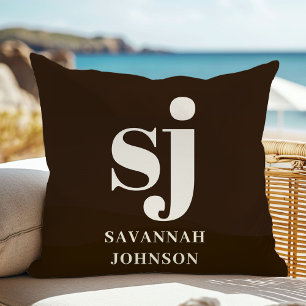 Eleganta gårdshus bruna monogram initialer kudde