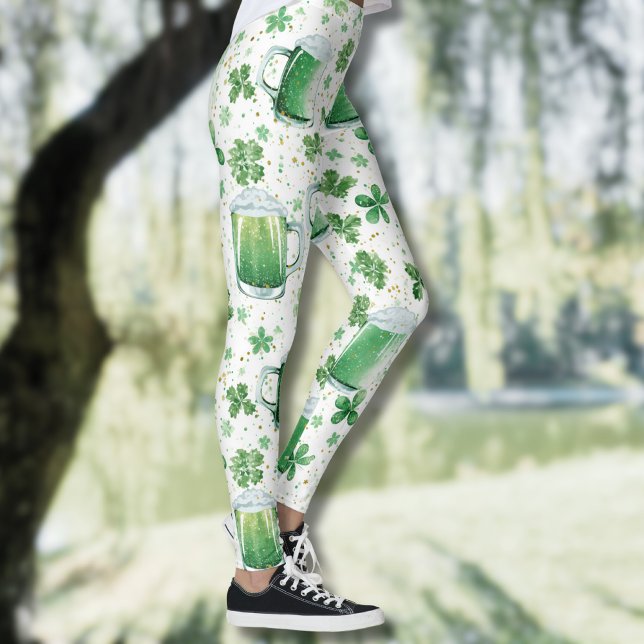 Eleganta gröna ölmuggar och Shamrocks vita Leggings (Skapare uppladdad)