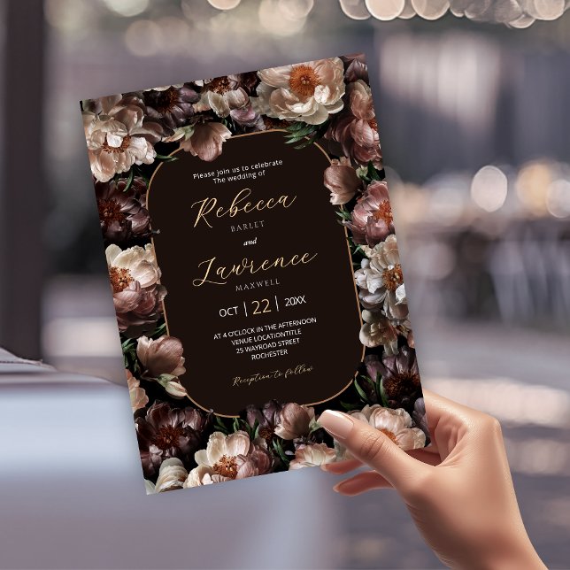 Eleganta Moody blommor mörkt bröllopsinbjudan Inbjudningar (Skapare uppladdad)