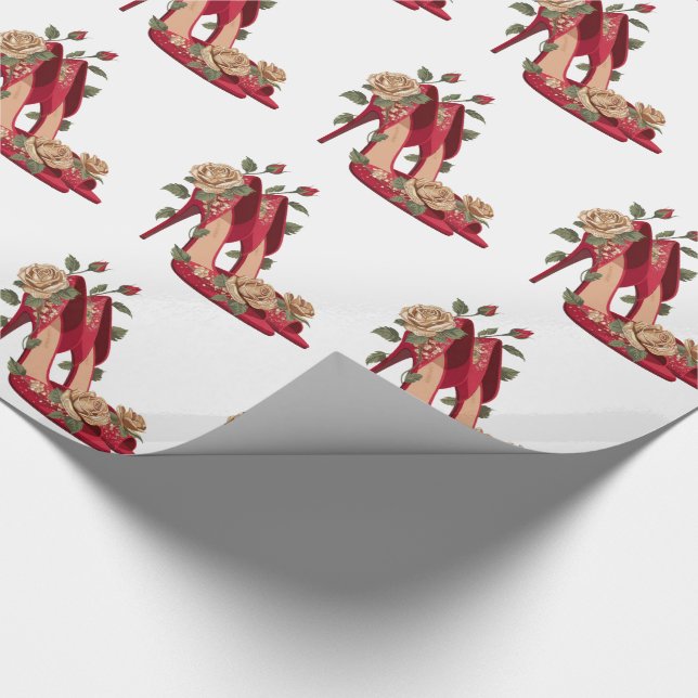 Eleganta röda högklackade skor med gyllene rosor   presentpapper (Hörn)