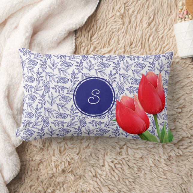 Eleganta röda tulpaner vårblommor blå monogram lumbarkudde (Filt)