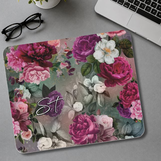 Eleganta rosa blommor grått monogram musmatta (Skapare uppladdad)