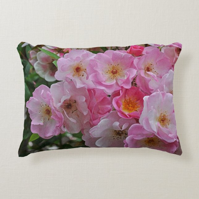 Eleganta små rosa rosor prydnadskudde (Framsidan)