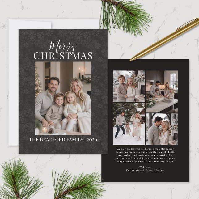 Eleganta snöflingor Moderna jul fotokort Julkort (Elevated charcoal and black and white Merry Christmas photo card with subdued snowflakes and collage)