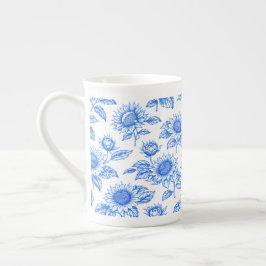 Eleganta Toile du Jouy Solros – Blå Botanisk Benporslin Mugg