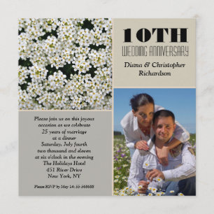eleganta vita blommor 10 årsjubileum foto inbjudan