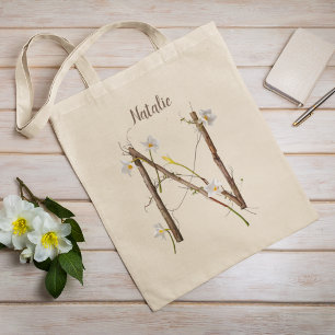 Eleganta vita Narcisser Blommig Monogram N Anpassa Tygkasse