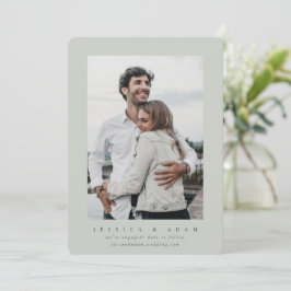 Eleganten är minimal. Vi är engagerade! Fotomeddel