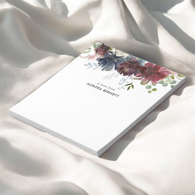 Eleganten Blått blommigt i Burgundy Anteckningsblock (Skapare uppladdad)
