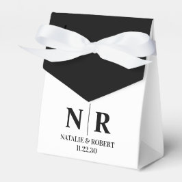 Eleganten Bröllop Monogram Bride and Groom Initial Presentaskar