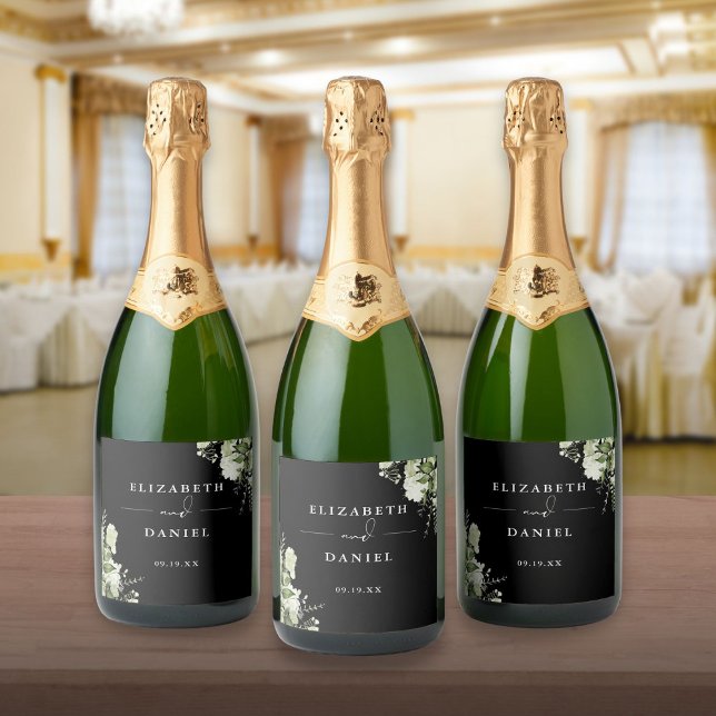 Eleganten Grey Blommigt Black and White Bröllop (Greenery Floral Elegant Black And White Wedding Sparkling Wine Label)