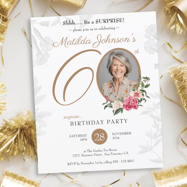 Elegantens Blommigt Överraskning 60:e födelsedagsi (Elegant Floral Surprise 60th Birthday Invitation)