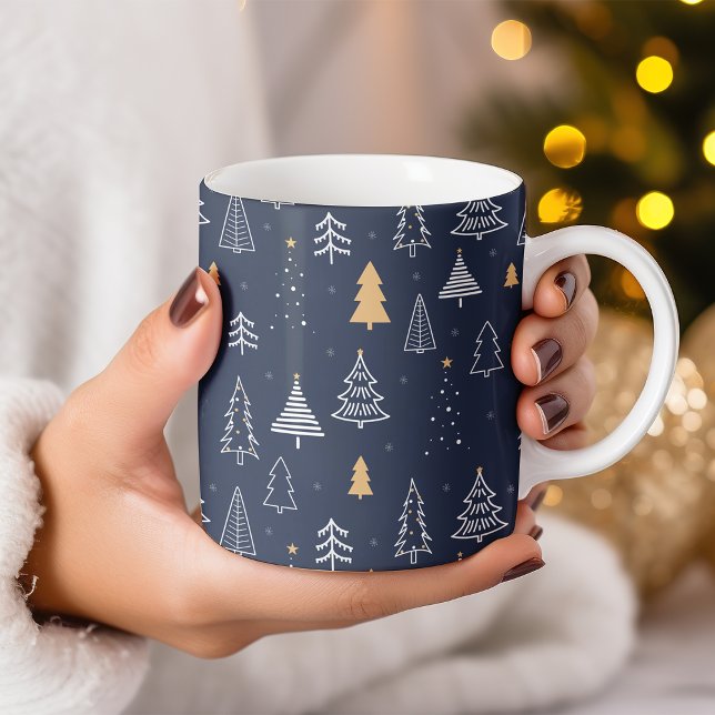Elegantens marinblått och Guld Träd jul Kaffemugg (Skapare uppladdad)
