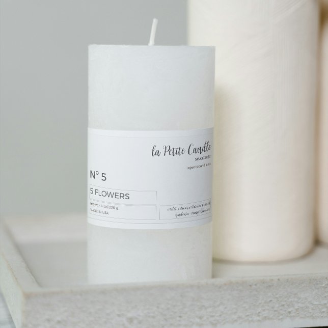 Elegantens minimalistiska svartvit etikett (Skapare uppladdad)