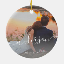 Elegantens moderna familjefoto med minimal anpassn julgransprydnad keramik