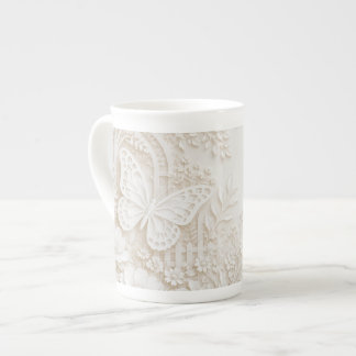 Eleganter Papercut Schmetterling mit Blumenrahmen Benporslin Mugg