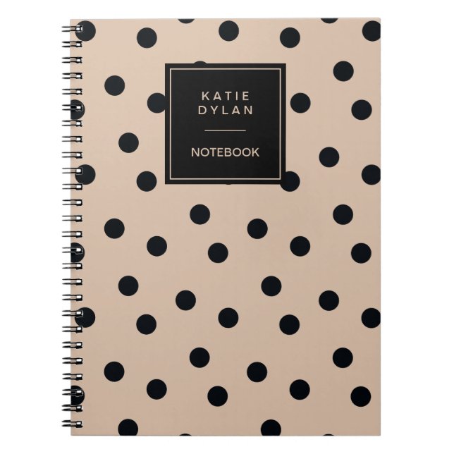 Elegantsvarten pricker på beige anteckningsbok (Framsidan)