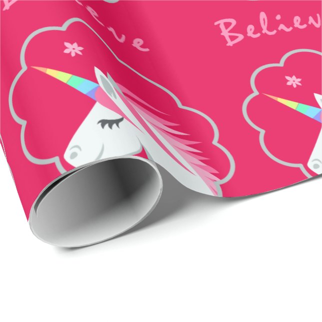 elegantt gulligt tror i unicornsemoji presentpapper (Rullad Hörn)