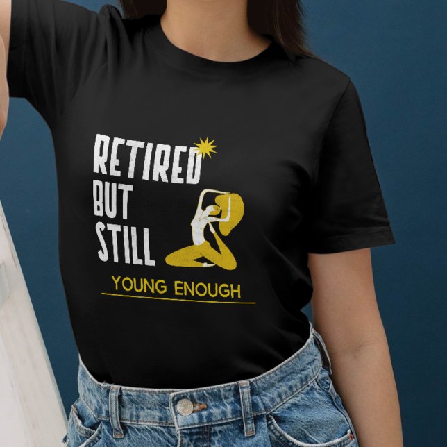 Eleganz in Bewegung Yoga Königstaube in der Rente T Shirt (Skapare uppladdad)