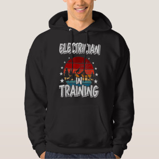 Elektriker inom utbildning av framtida elhandlare hoodie