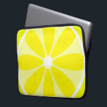 Elektronik för citronskivaNeoprene hänger lös Laptop Fodral<br><div class="desc">En elektronik hänger lös att presentera en illustration i storformat av en citronskiva.</div>