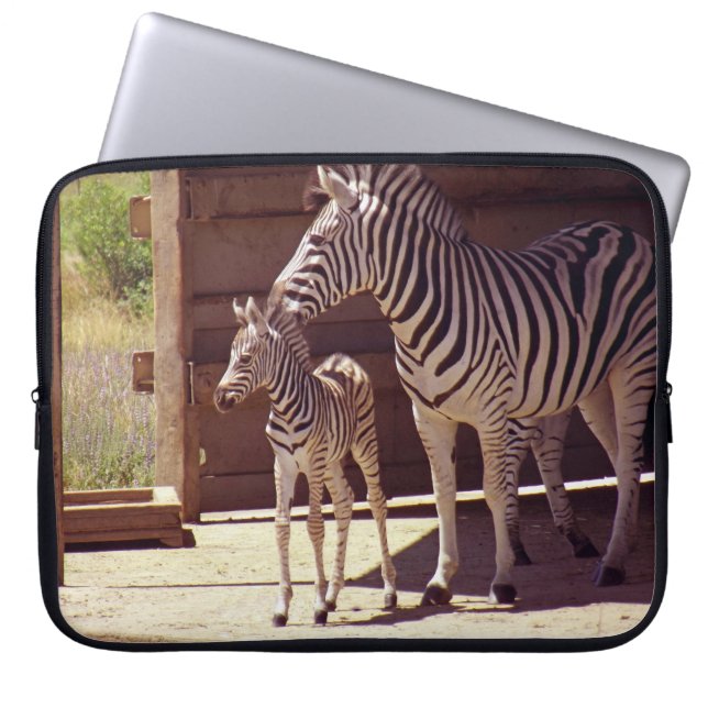 Elektronikväska - Zebra Mamma & Bebis Laptop Fodral (Framsidan)