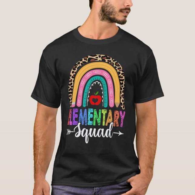 Elementary Squad Regnbåge Leopard Lärare Tillbaka  T Shirt (Framsida)