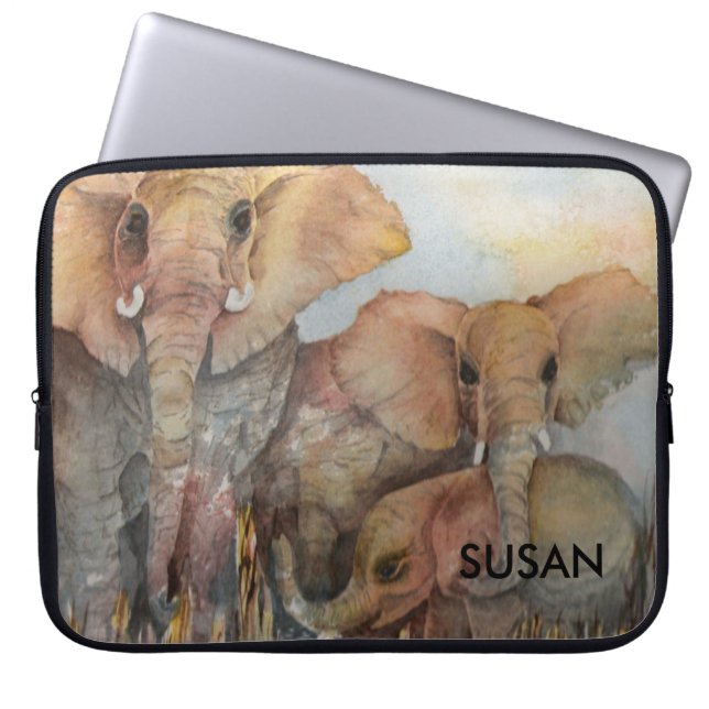 ELEPHANT FAMILY LAPTOP SLEEVE (Framsidan)