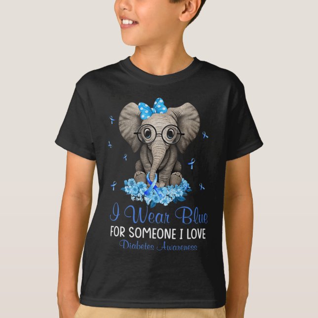 Elephant I bära Blue för någon Diabetes Awarenes T Shirt (Framsida)