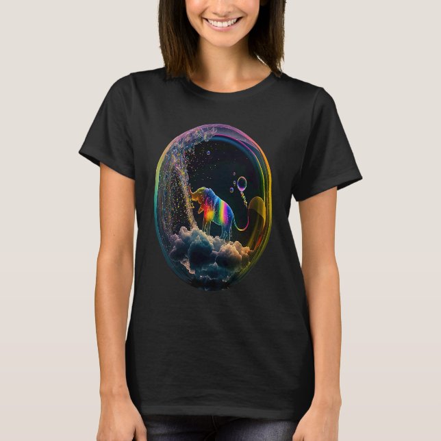 Elephant in soap bubble  Elephants T Shirt (Framsida)