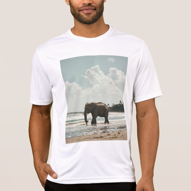 Elephant på stranden t shirt (Framsida)