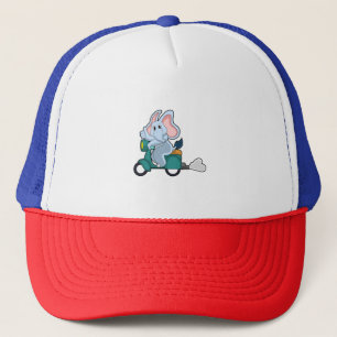 Elephant som Biker med Scooter Keps