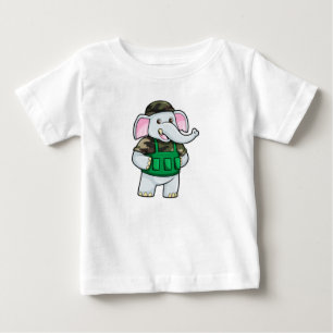 Elephant som soldat med Uniform & Helmet T Shirt