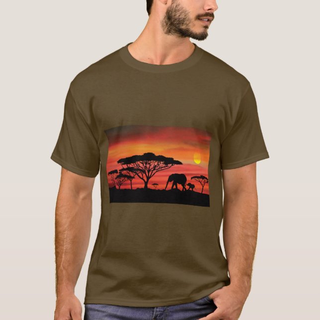 Elephant Sunset T Shirt (Framsida)