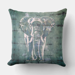 Elephants in the Art of Japanese Dye, Tribal Green Kudde