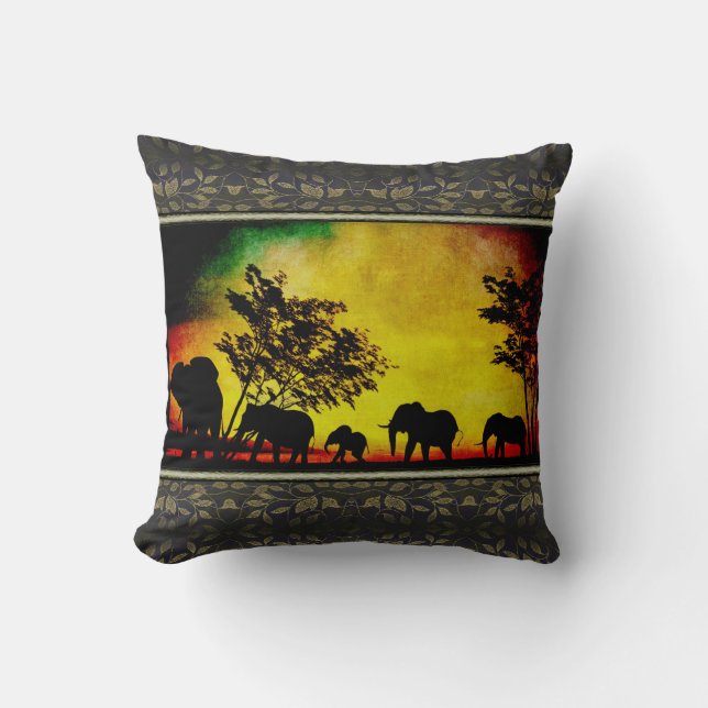 Elephants Sunset Kudde (Framsida)