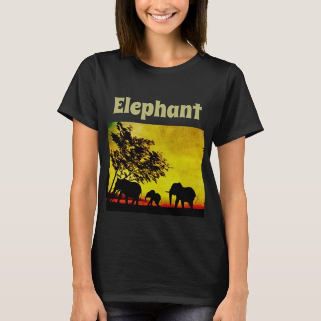 Elephants Sunset T-Shirt (Framsida)