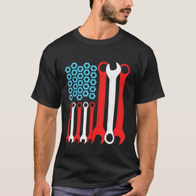 Elevator Mechanic Maintenance Flagga Technicia T Shirt (Framsida)