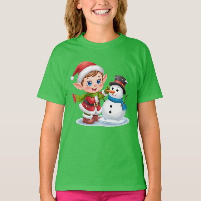 Elf Building Snowman – Fun Kids Christmas Tee (Framsida)