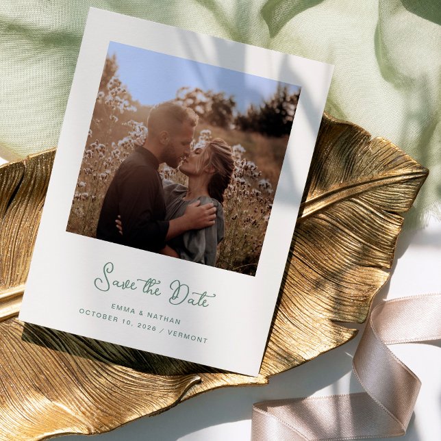 Elfenben och Salvia Grön Foto | QR-kod Spara Datum Meddelande Vykort (A simple and elegant ivory cream photo save the date card with sage green text and a QR code)