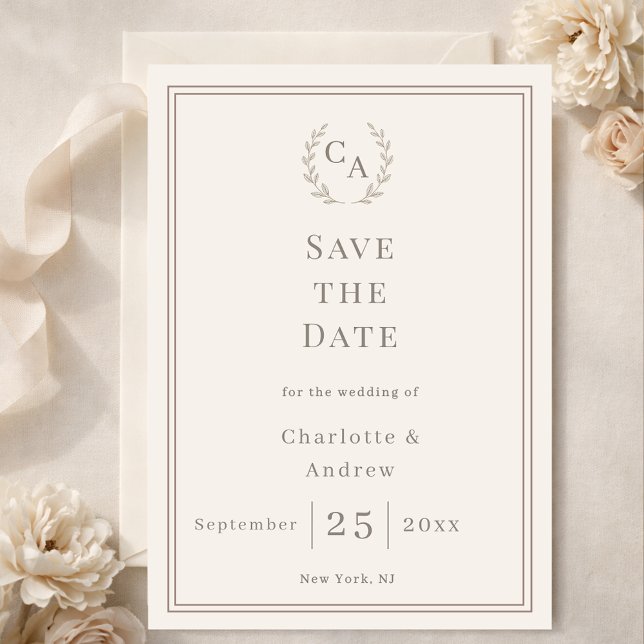 Elfenbensfärgad taupe monogram krans bröllop spara datumet (Skapare uppladdad)